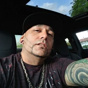 Meet your Posher, Frank